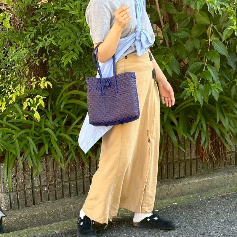 MEKEARISA GUMMY BAG Brown Mサイズ MEKEARISA GUMMY BAG Brown Mサイズ MEKEARISA GUMMY BAG Brown