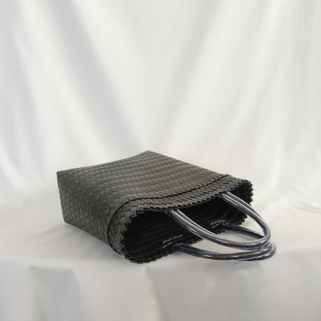 【6月15日(月)〜6月19日(金)発送】 Mekearibag No.16 (Size: M) _Sumi Black