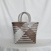 【10月13日(火)〜10月16日(金)発送】 Mekearibag No.22 (Size: M) _Mocha Brown × Gomashio