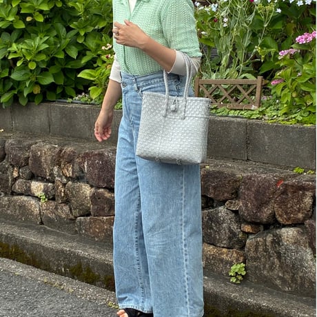 【6月8日(月)〜6月12日(金)発送】  Gummy Bag No.1 (Size: S) _Light Gray