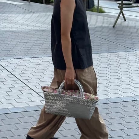 【6月8日(月)〜6月12日(金)発送】 Mekearibag BOUQUET(cross) No.2 _Silver × Gomashio