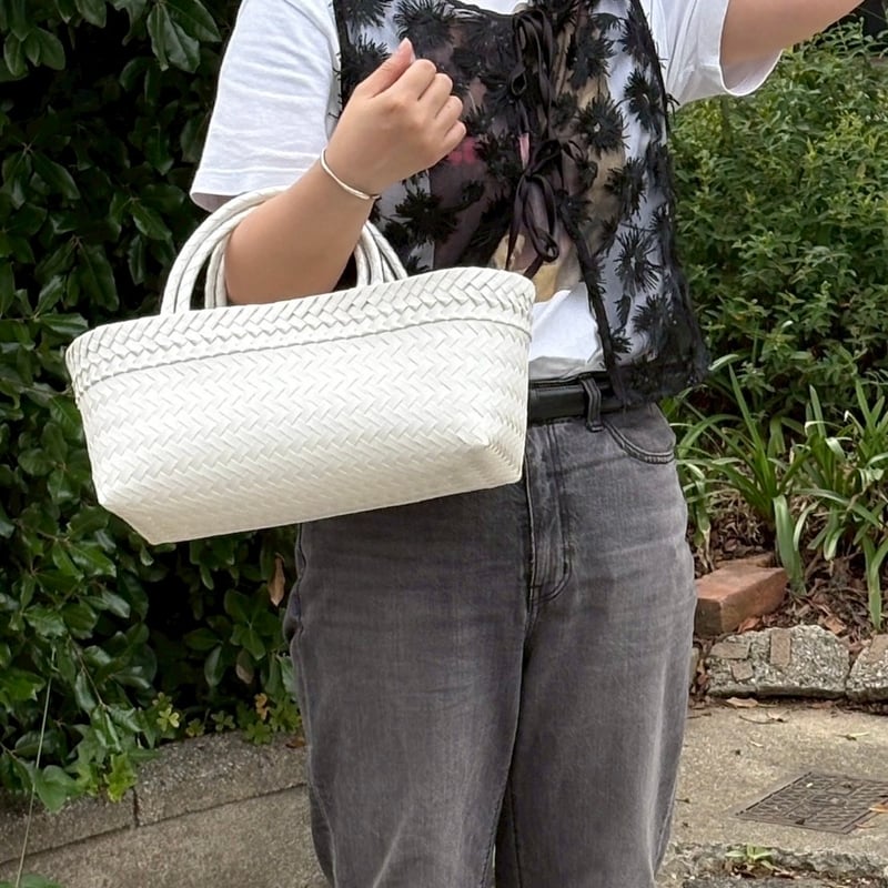 MEKEARISA ホワイト かごバッグ　ブーケ Mekearibag MEKEARISA ホワイト かごバッグ ブーケ Mekearibag mekearisa
