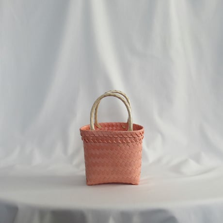 CATEGORY XS | MEKEARISA