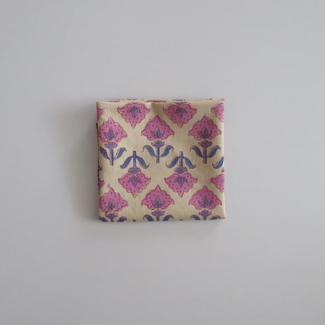 【6月29日(月)〜7月3日(金)発送】 Indian Cotton Handkerchief [L] - SAND77