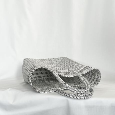 【6月8日(月)〜6月12日(金)発送】  Mekearibag No.21 (Size: M) _ Kurogoma Tofu (cross)