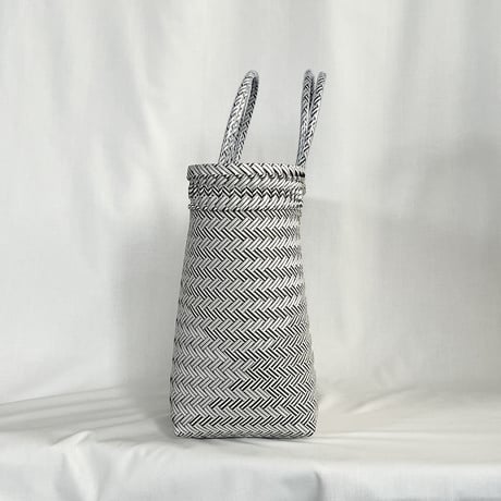 【6月22日(月)〜6月26日(金)発送】 Mekearibag No.23 (Size: L) _Kurogoma Tofu (cross)