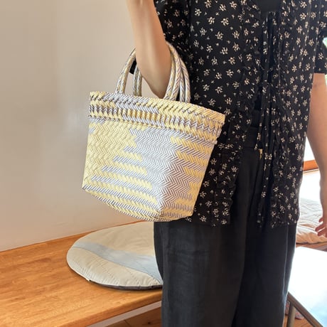 【8月31日(月)〜順次発送】 Mekearibag No.17 (Size: S) _Yasashii Purple × Butter