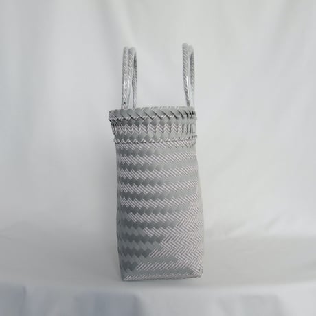 【6月22日(月)〜6月26日(金)発送】 Mekearibag No.20 (Size: M) _ Silver × Yasashii Purple