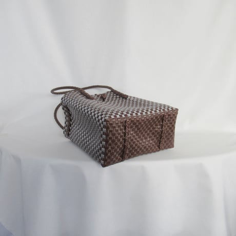【7月21日(火)〜7月24日(金)発送】 Gummy Bag No.17 (Size: M) ' gingham ' _Urban Taupe