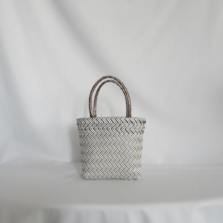 CATEGORY XS | MEKEARISA