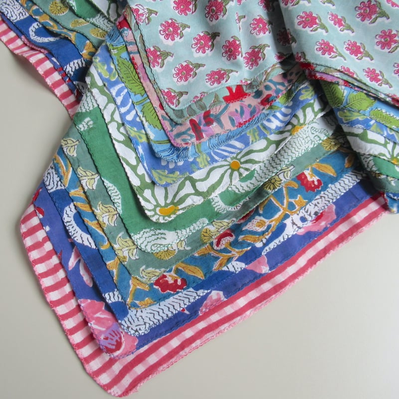 カシミール　ハンドメイド　布(MADE inINDIA) Alice Makabe Embroidery Kit - Sage Floral Sampler – Snuggly Monkey