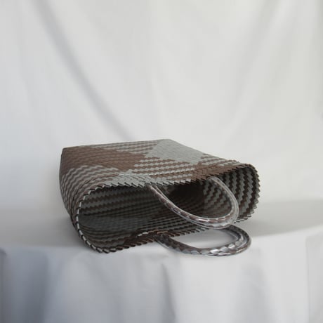 【8月10日(月)〜順次発送】  Mekearibag No.36 (Size: L) _Mocha Silver