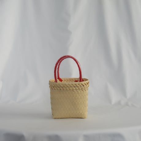 CATEGORY XS | MEKEARISA