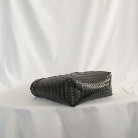【6月15日(月)〜6月19日(金)発送】 Mekearibag No.16 (Size: M) _Sumi Black