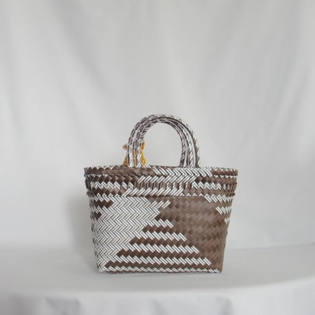 【6月8日(月)〜6月12日(金)発送】 Bag×Handkerchief［D］Mekearibag (Size : S) _Mocha Brown × Gomashio