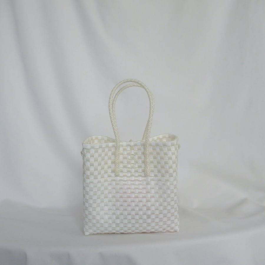 メケアリサ　gummy bag Mサイズ MEKEARISA メケアリ Gummy Bag グミバッグ Mサイズ mekearisa