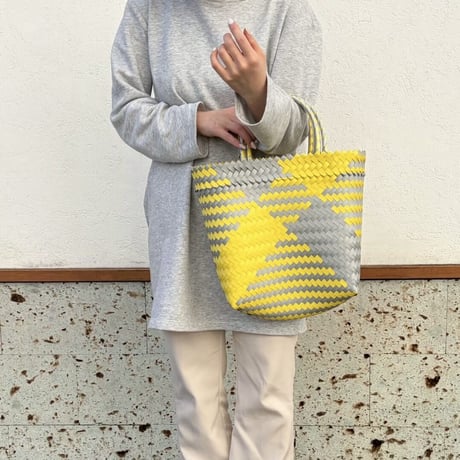 【10月13日(火)〜10月16日(金)発送】 Mekearibag No.20 (Size: M) _Yellow Silver (cross)