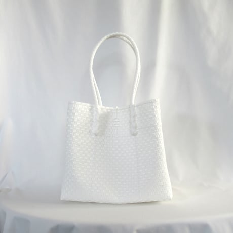 【6月8日(月)〜6月12日(金)発送】 Gummy Bag No.22 (Size: L) _Egg Shell White