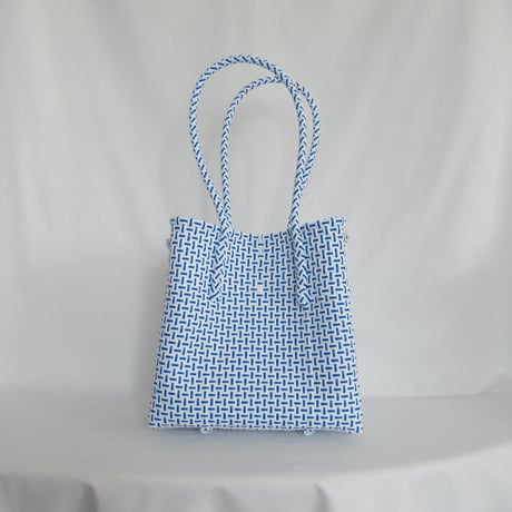 【6月8日(月)〜6月12日(金)発送】 Gummy Bag No.16 (Size: M) _Blue × White