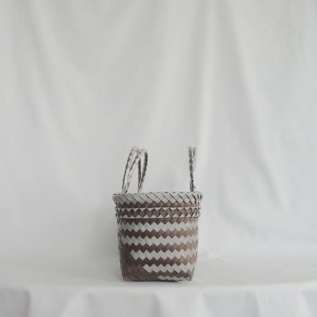【7月27日(月)〜7月31日(金)発送】 Mekearibag BOUQUET(cross) No.11 _Mocha Silver