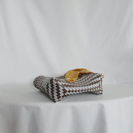 【6月8日(月)〜6月12日(金)発送】 Bag×Handkerchief［D］Mekearibag (Size : S) _Mocha Brown × Gomashio