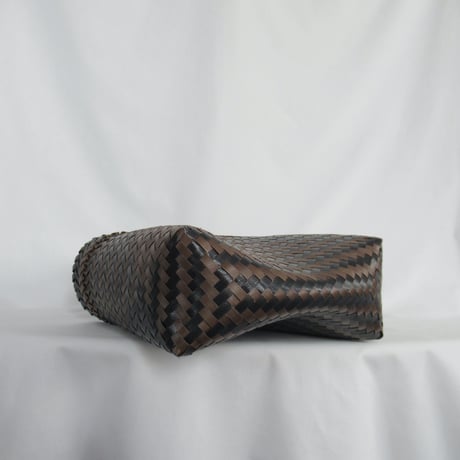 【10月13日(火)〜10月16日(金)発送】 Mekearibag No.21 (Size: M) _Aged Wood (cross)