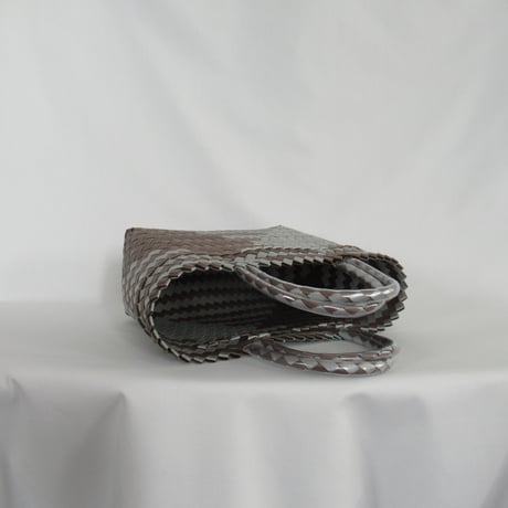 【8月24日(月)〜8月28日(金)発送】  Mekearibag No.16 (Size S) _Mocha Silver