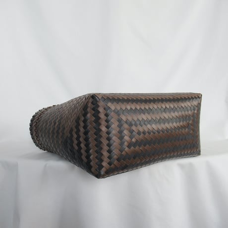 【10月5日(月)〜10月9日(金)発送】  Mekearibag No.25 (Size: L) _Aged Wood (cross)