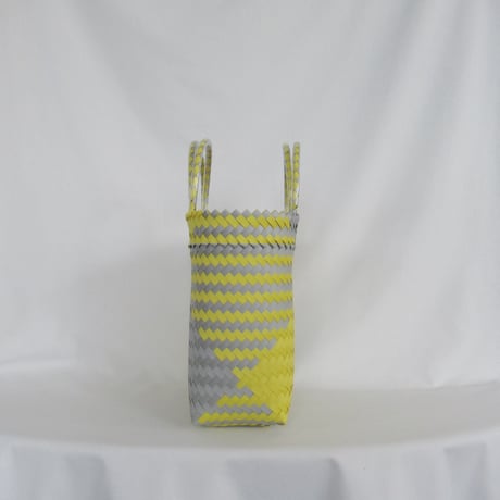 【7月13日(月)〜7月17日(金)発送】 Mekearibag No.35 (Size: M) _Yellow Silver (cross)