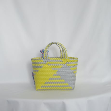 【6月15日(月)〜6月19日(金)発送】 Bag×Handkerchief［B］Mekearibag (Size : S) _Yellow Silver (cross)