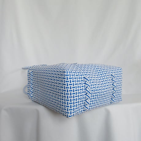 【6月8日(月)〜6月12日(金)発送】 Gummy Bag No.16 (Size: M) _Blue × White