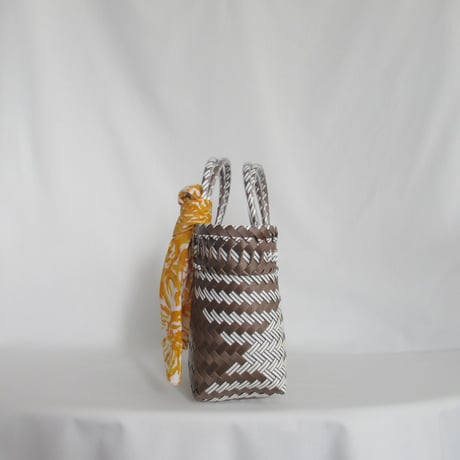 【6月8日(月)〜6月12日(金)発送】 Bag×Handkerchief［D］Mekearibag (Size : S) _Mocha Brown × Gomashio