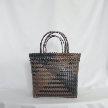 【10月13日(火)〜10月16日(金)発送】 Mekearibag No.21 (Size: M) _Aged Wood (cross)