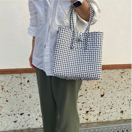 【7月27日(月)〜7月31日(金)発送】  Gummy Bag No.1 (Size: S) _Dragon Fruit
