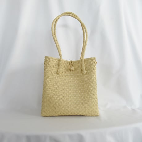 メケアリサ　GUMMY BAG Mサイズ 🆕👜✨ BOSTON！ GummybagのMサイズと近しい容量ながら、横長