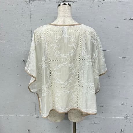 handkerchief poncho BL