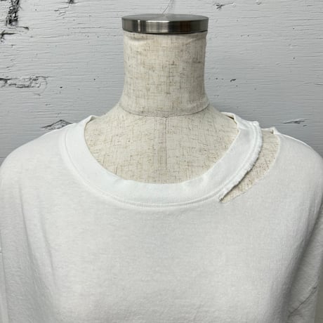 cut out long sleeve T