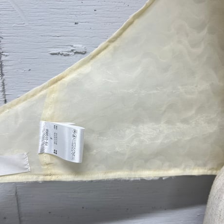 petal motif apron vest