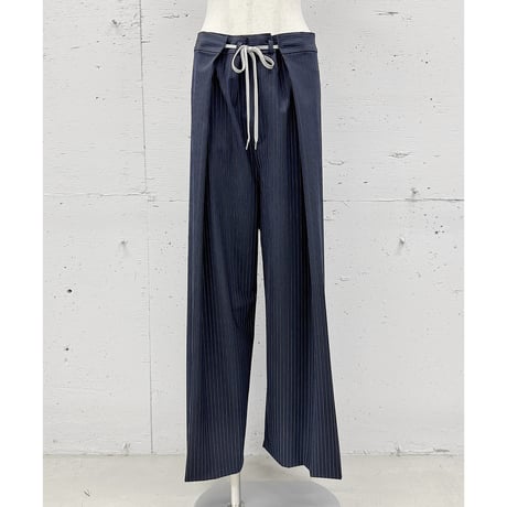 tuck wide pants