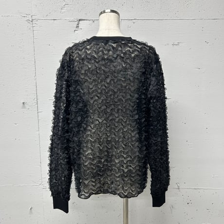 petal motif pullover