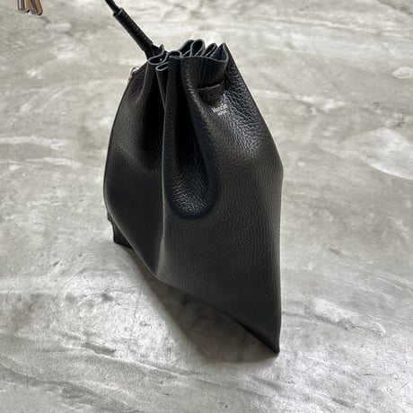 【blancle】S.LEATHER ZIP DRAWSTRING M(black)