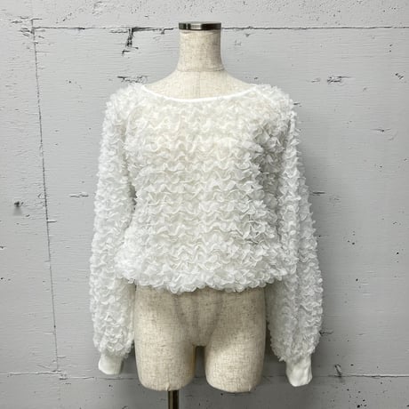 petal motif cropped pullover