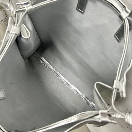 【blancle】M.LEATHER SQUEEZE BIG TOTE (silver)