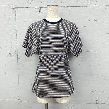 multi border tuck Tee