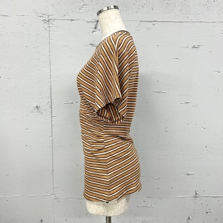 multi border tuck Tee