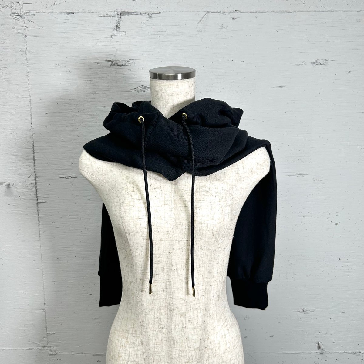 hoodie muffler(black) | PROVOKE design boutique