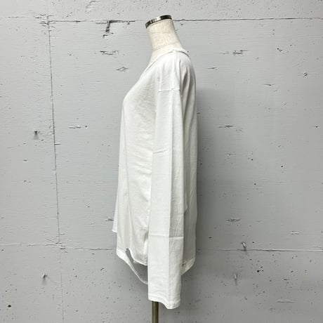 cut out long sleeve T