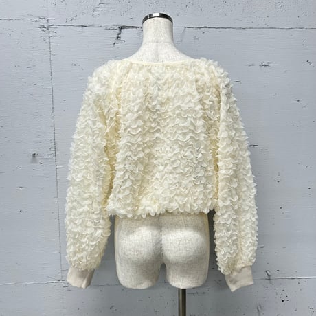 petal motif cropped pullover