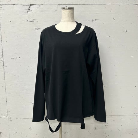 cut out long sleeve T