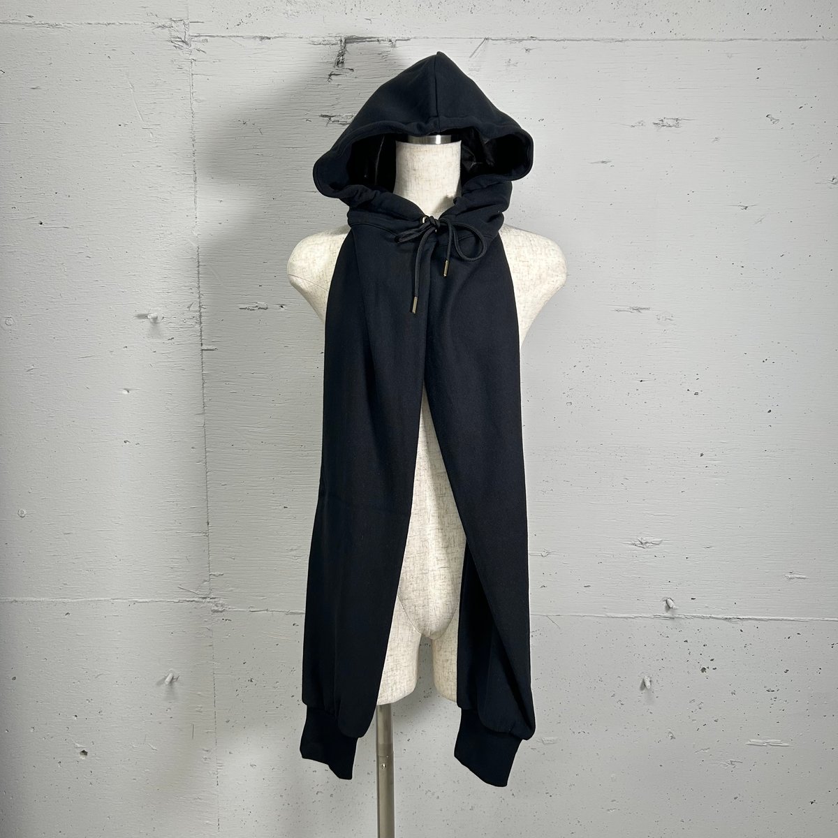 hoodie muffler(black) | PROVOKE design boutique